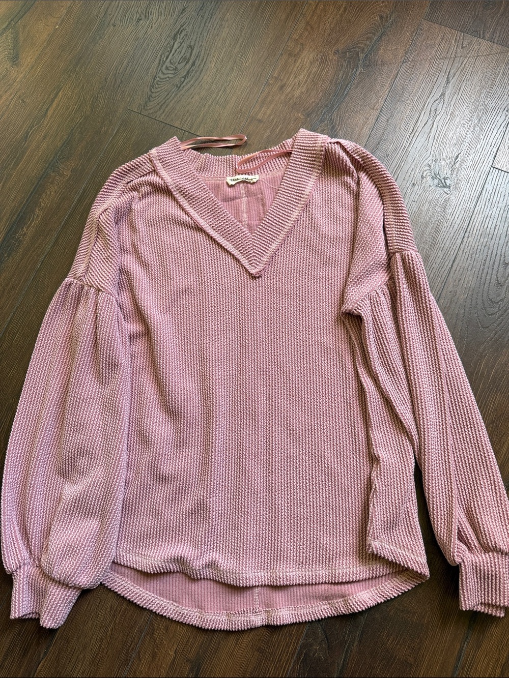V-Neck Ribbed Balloon-Sleeve Pullover - Dusty Rose